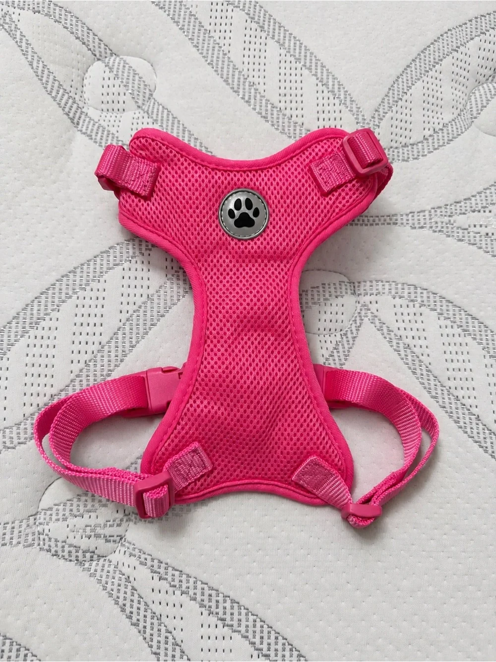 Vibrant Life pink mesh dog harness size medium